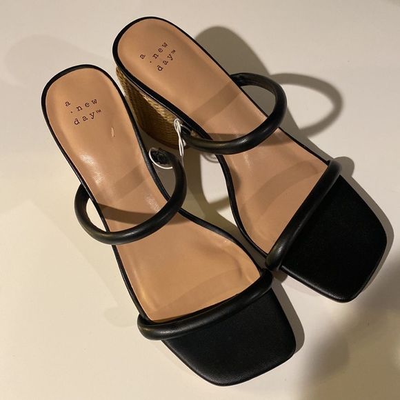 Women’s Miley Pumps – A New Day NWOT size 8.5 - Picture 6 of 7